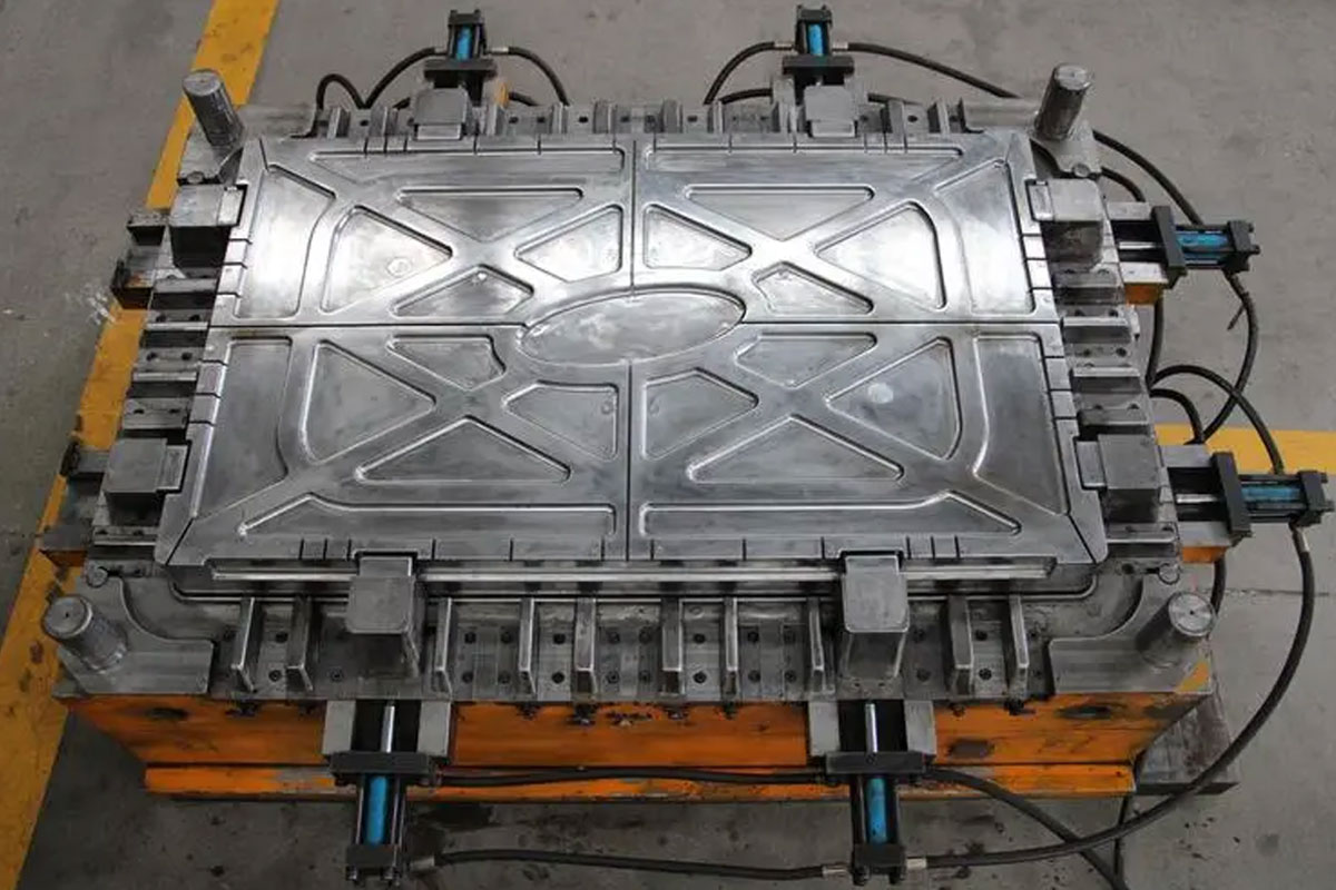 Molds For Plastic Injection