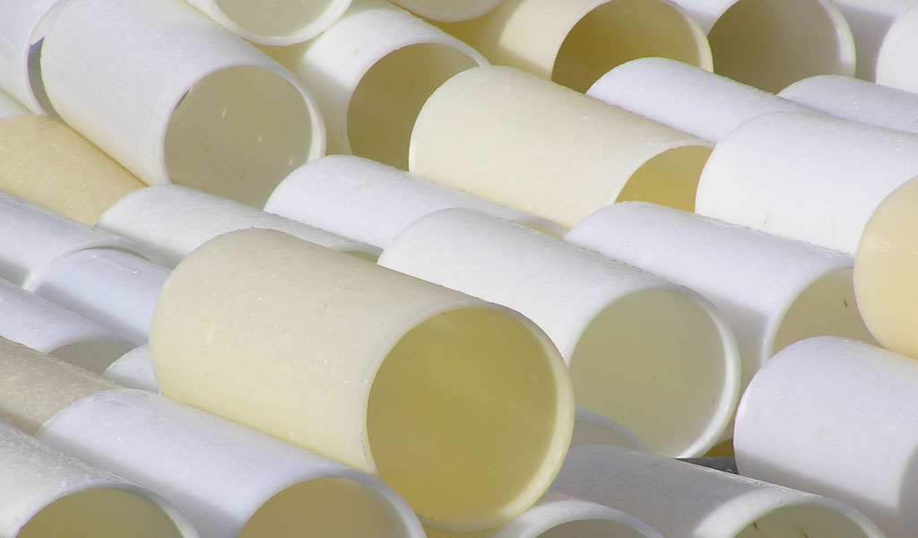 Thermoplastics and Thermosets in Comparison