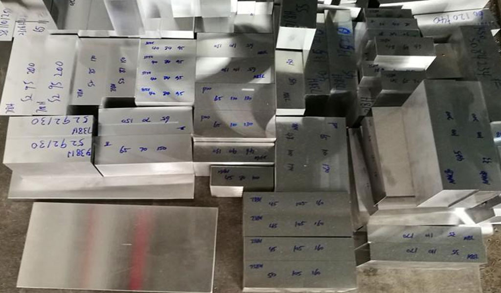 S30V vs S90V vs S110V Steel Composition, Hardness, Properties, Equivalents, and Price Differences